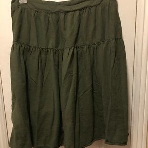 Caslon Brand - Comfy Army Green Skirt - Mid Length Lined - Size L